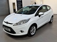 USED 2012 12 FORD FIESTA 1.25 Zetec Hatchback 3dr Petrol Manual (129 g/km, 81 bhp) LOW INSURANCE & 12 MTHS MOT + FULL SERVICE HISTORY (14 STAMPS IN THE SERVICE BOOK)