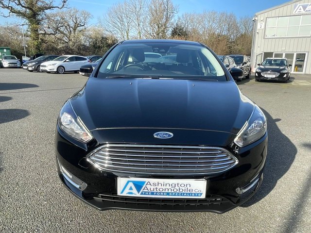 2017 Ford Focus 1L Titanium 5dr - Photo 12