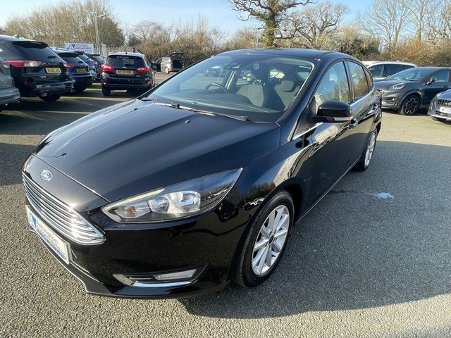 2017 Ford Focus 1L Titanium 5dr - Photo 8