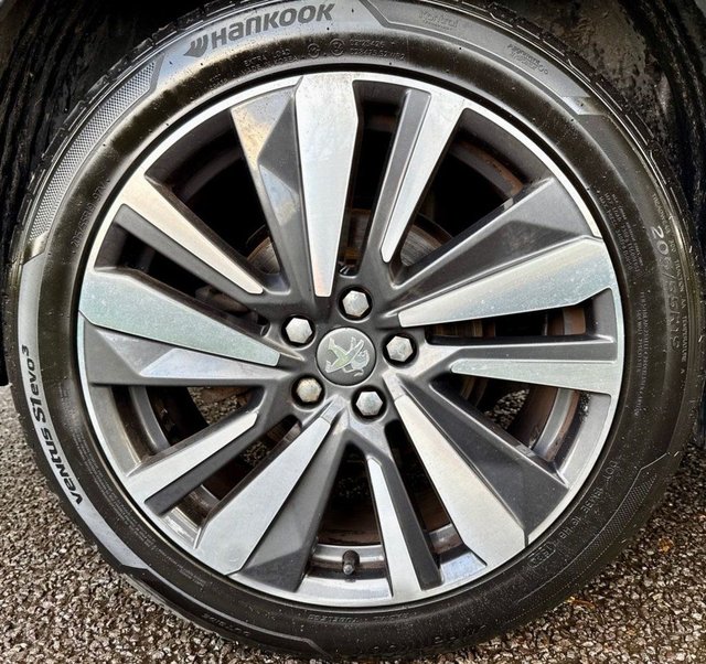 2019 PEUGEOT 5008 - Photo 10