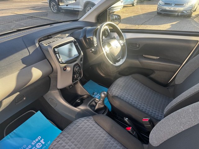 2020 PEUGEOT 108 - Photo 3