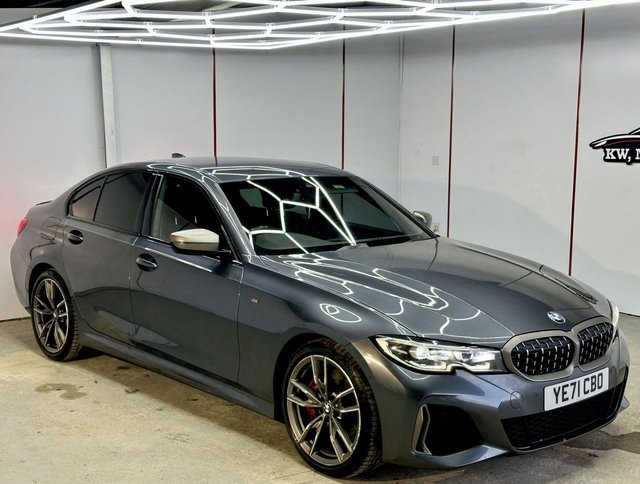 2021 BMW 3 Series - Photo 2