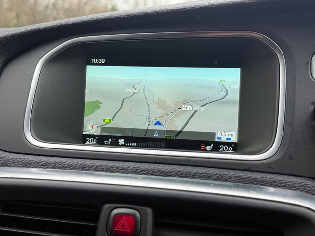 2016 Volvo V40 2L SE Lux Nav 5dr - Photo 9