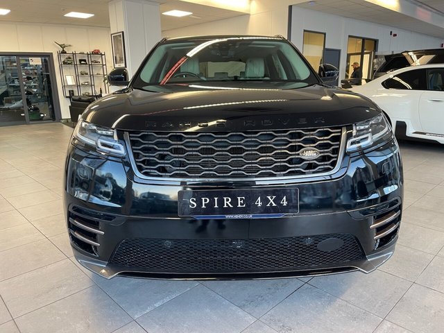 View our LAND ROVER RANGE ROVER VELAR