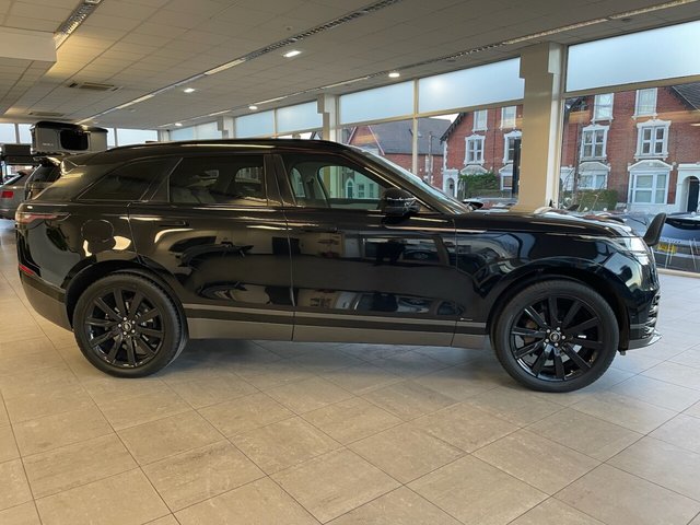 View our LAND ROVER RANGE ROVER VELAR