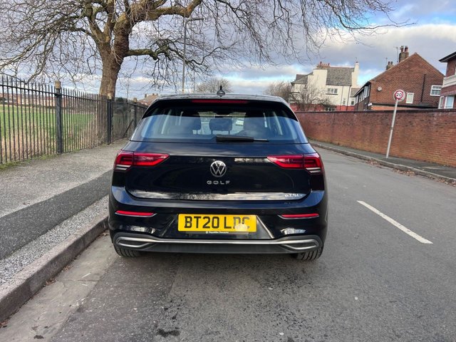 2020 Volkswagen Golf 1.5L Style 5dr - Photo 10