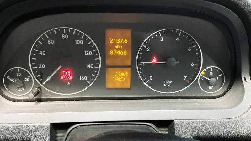 2010 Mercedes-Benz A Class in grey — photo 8 of 11