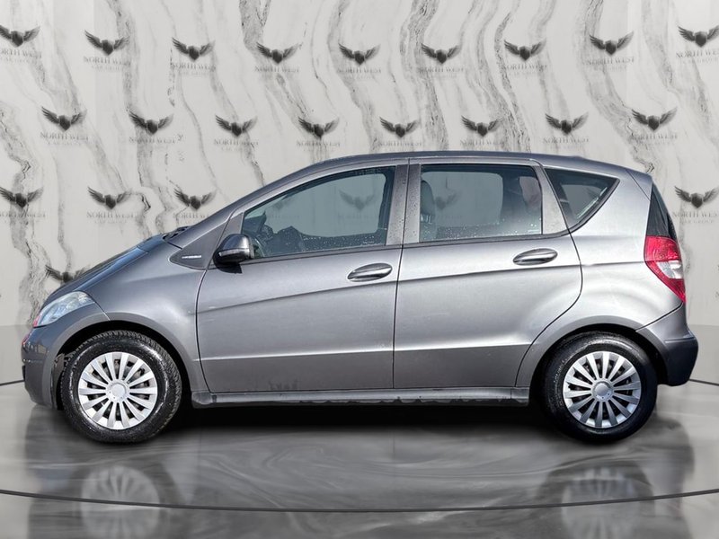 2010 Mercedes-Benz A Class in grey — photo 4 of 22