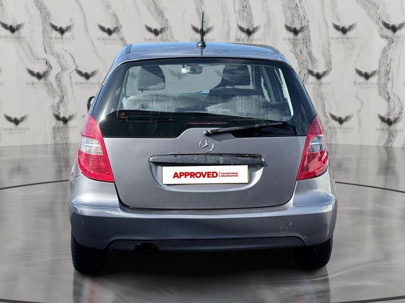 2010 Mercedes-Benz A Class in grey — photo 7 of 22