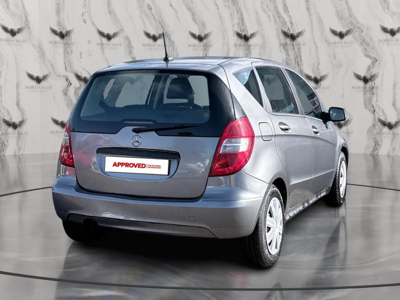 2010 Mercedes-Benz A Class in grey — photo 8 of 22