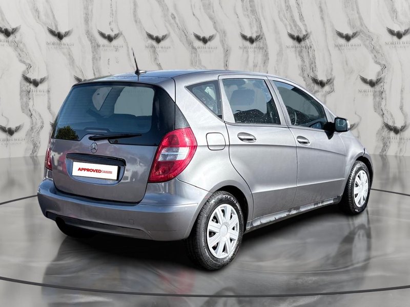 2010 Mercedes-Benz A Class in grey — photo 9 of 22