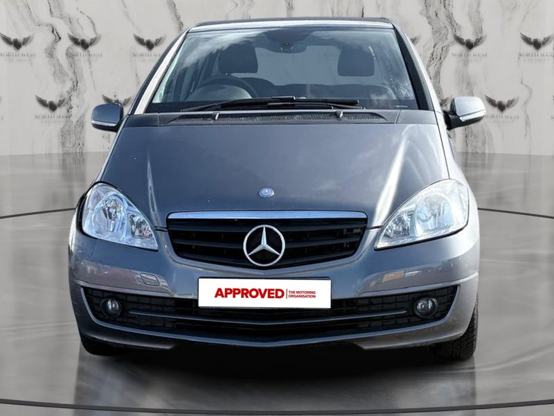 2010 Mercedes-Benz A Class in grey — photo 12 of 22