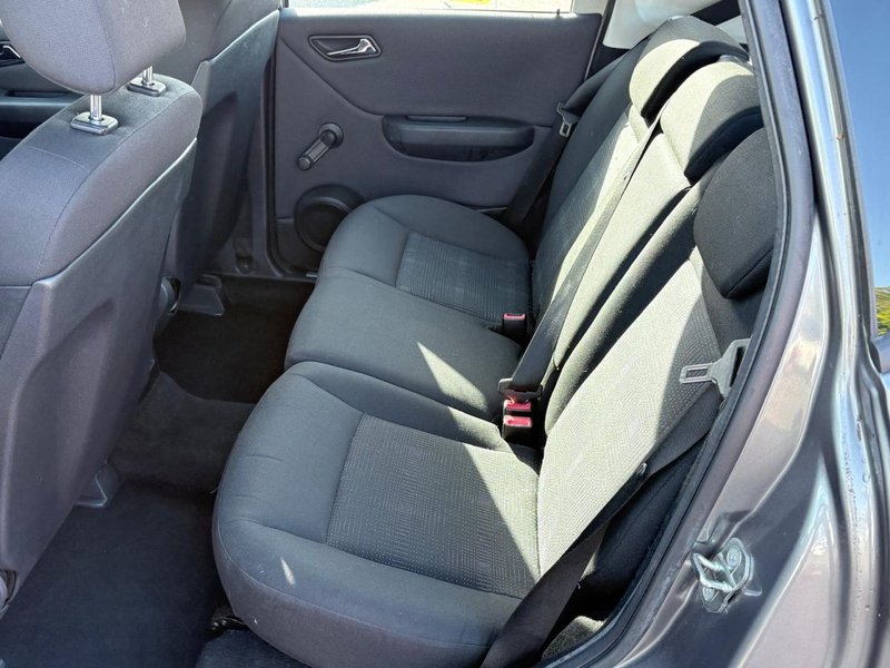 2010 Mercedes-Benz A Class in grey — photo 18 of 22