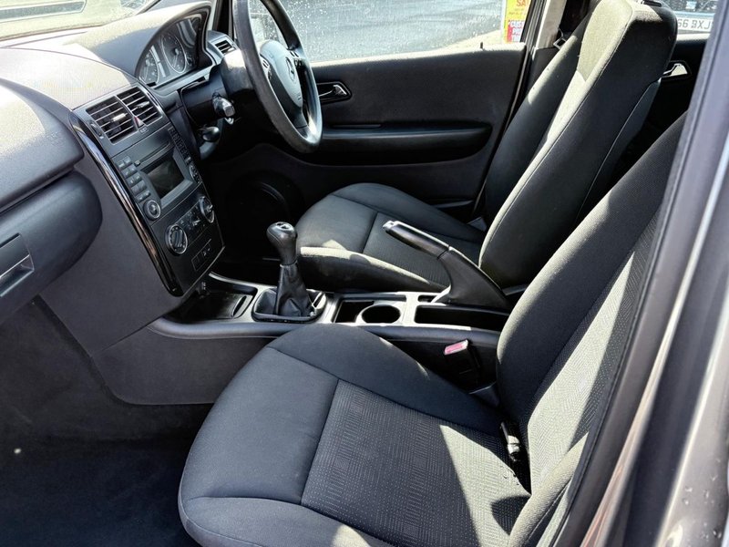 2010 Mercedes-Benz A Class in grey — photo 19 of 22