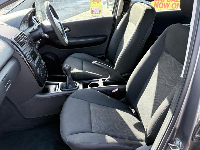 2010 Mercedes-Benz A Class in grey — photo 20 of 22