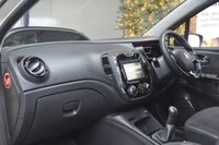 USED 2015 15 RENAULT CAPTUR 1.5 dCi ENERGY Dynamique S MediaNav SUV 5dr Diesel Manual Euro 5 (s/s) (90 ps) Parking Sensors - Cruise Control - Satellite Navigation