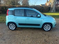 USED 2015 65 FIAT PANDA 0.9 TwinAir Lounge Hatchback 5dr Petrol Dualogic AUTOMATIC Euro 6 (s/s) (85 bhp) *LOW ROAD TAX* LOW INSURANCE* LOW MILEAGE*