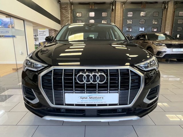 2019 Audi Q3 1.5L Sport 5dr - Photo 2
