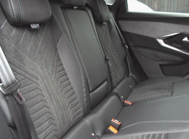 2025 PEUGEOT 3008 - Photo 10