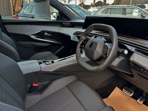 2024 PEUGEOT 3008 - Photo 5