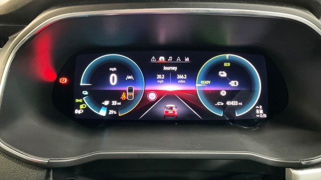 2020 RENAULT ZOE - Photo 8