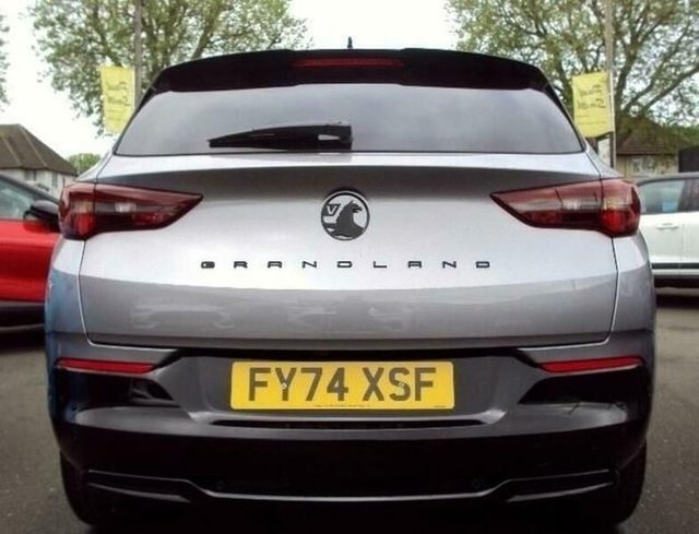View our VAUXHALL GRANDLAND