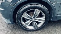 USED 2017 17 VOLKSWAGEN TIGUAN 2.0 TDI BlueMotion Tech SEL SUV 5dr Diesel Manual Euro 6 (s/s) (150 ps) 