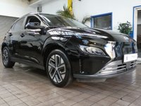USED 2021 71 HYUNDAI KONA 64kWh Premium SUV 5dr Electric Auto (10.5kW Charger) (204 ps) SAT NAV CAMERA 300 MILE RANGE 1 OWNER SERVICE HISTORY HYUNDIA WARRANTY TILL OCT 2026