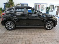 USED 2021 71 HYUNDAI KONA 64kWh Premium SUV 5dr Electric Auto (10.5kW Charger) (204 ps) SAT NAV CAMERA 300 MILE RANGE 1 OWNER SERVICE HISTORY HYUNDIA WARRANTY TILL OCT 2026