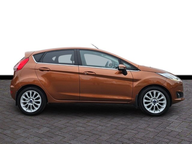 2014 Ford Fiesta 1.6L Titanium X 5dr - Photo 4