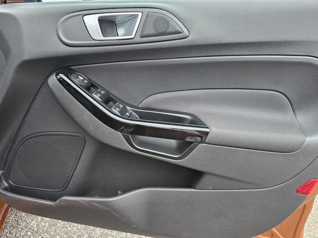 2014 Ford Fiesta 1.6L Titanium X 5dr - Photo 10