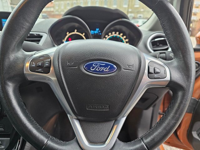 2014 Ford Fiesta 1.6L Titanium X 5dr - Photo 12