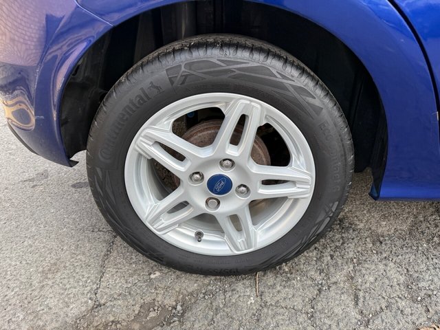 2017 FORD KA+ 2017 1.2 Ti-VCT Zetec Hatchback 5dr Petrol Manual Euro 6 (85 ps) - Photo 3