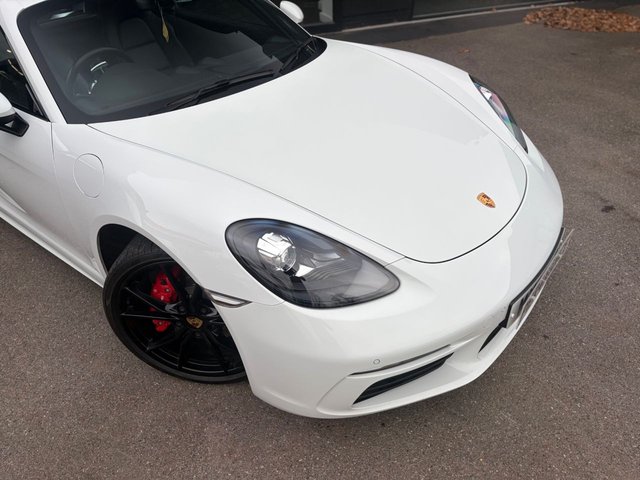 2021 PORSCHE 718 CAYMAN - Photo 10