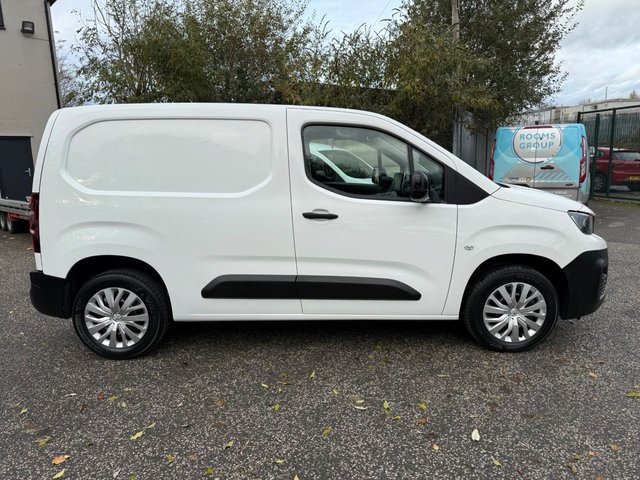 2022 PEUGEOT PARTNER 1.5 BlueHDi 1000 Professional Premium Standard Panel Van 5dr Diesel Manual SWB Euro 6 (100 bhp) - Photo 8