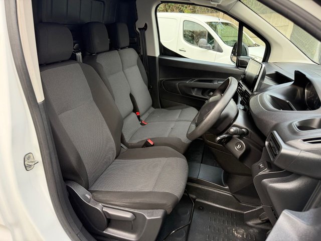 2022 PEUGEOT PARTNER 1.5 BlueHDi 1000 Professional Premium Standard Panel Van 5dr Diesel Manual SWB Euro 6 (100 bhp) - Photo 10
