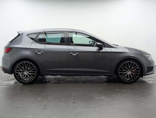 USED 2016 66 SEAT LEON 2.0 TSI Cupra 290 Black Hatchback 5dr Petrol Manual Euro 6 (s/s) (290 ps) PARKING SENSORS +ELECTRIC DOOR MIRR CLICK & COLLECT/HOME DELIVERY