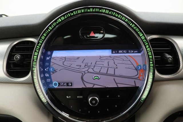 2021 MINI Hatch 1.5L Cooper Exclusive 5dr - Photo 3