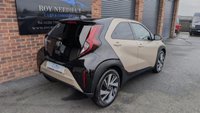 USED 2022 72 TOYOTA AYGO X 1.0 VVT-i Edge Hatchback 5dr Petrol x-shift Euro 6 (s/s) (72 ps) *** LOW MILEAGE - AUTO - SAT NAV - CRUISE ***