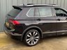 USED 2017 17 VOLKSWAGEN TIGUAN R-Line 2.0 TDI DSG BlueMotion Tech SUV 5dr Diesel  Euro 6 (s/s) (150 ps) 