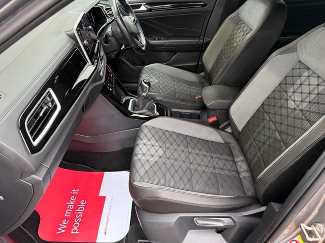 2022 VOLKSWAGEN T-ROC 1.5 TSI R-Line SUV 5dr Petrol Manual Euro 6 (s/s) (150 ps) - Photo 11