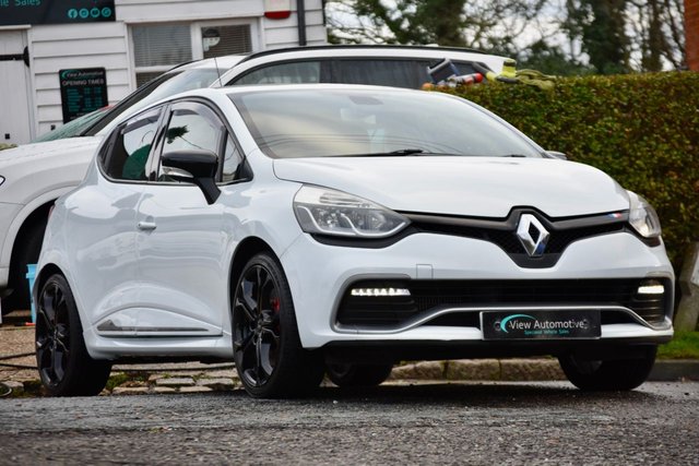 2015 15 Renault Clio 1.6 TCe Renaultsport Lux Hatchback 5dr Petrol EDC Euro 5 (200 ps)