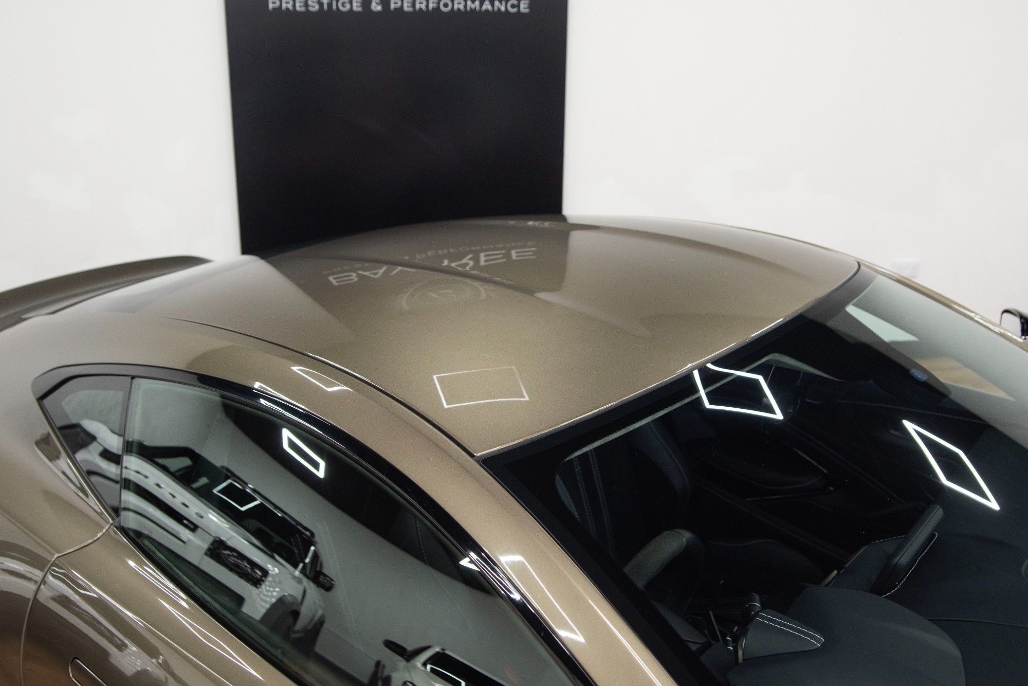 USED 2022 71 ASTON MARTIN VANTAGE 4.0 V8 Coupe 2dr  