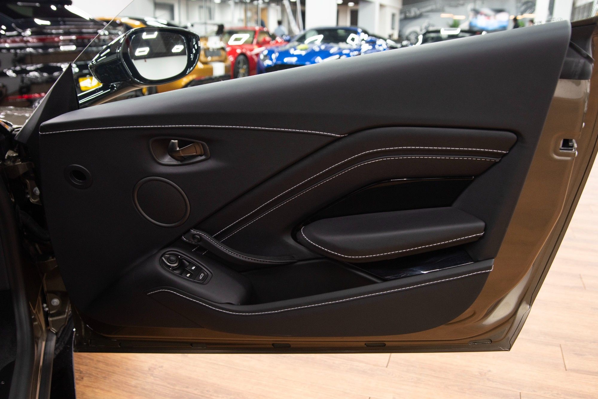 USED 2022 71 ASTON MARTIN VANTAGE 4.0 V8 Coupe 2dr  
