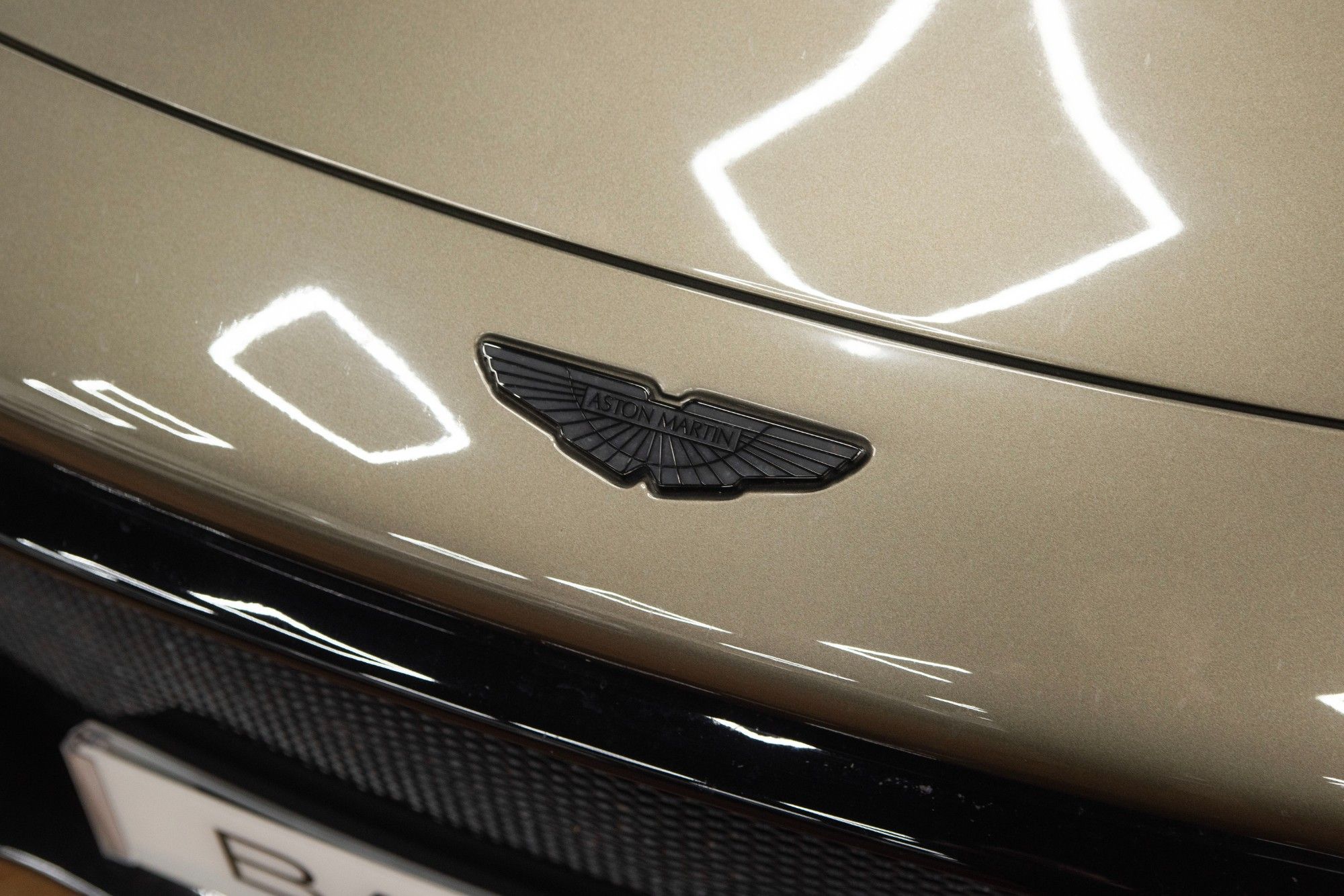 USED 2022 71 ASTON MARTIN VANTAGE 4.0 V8 Coupe 2dr  