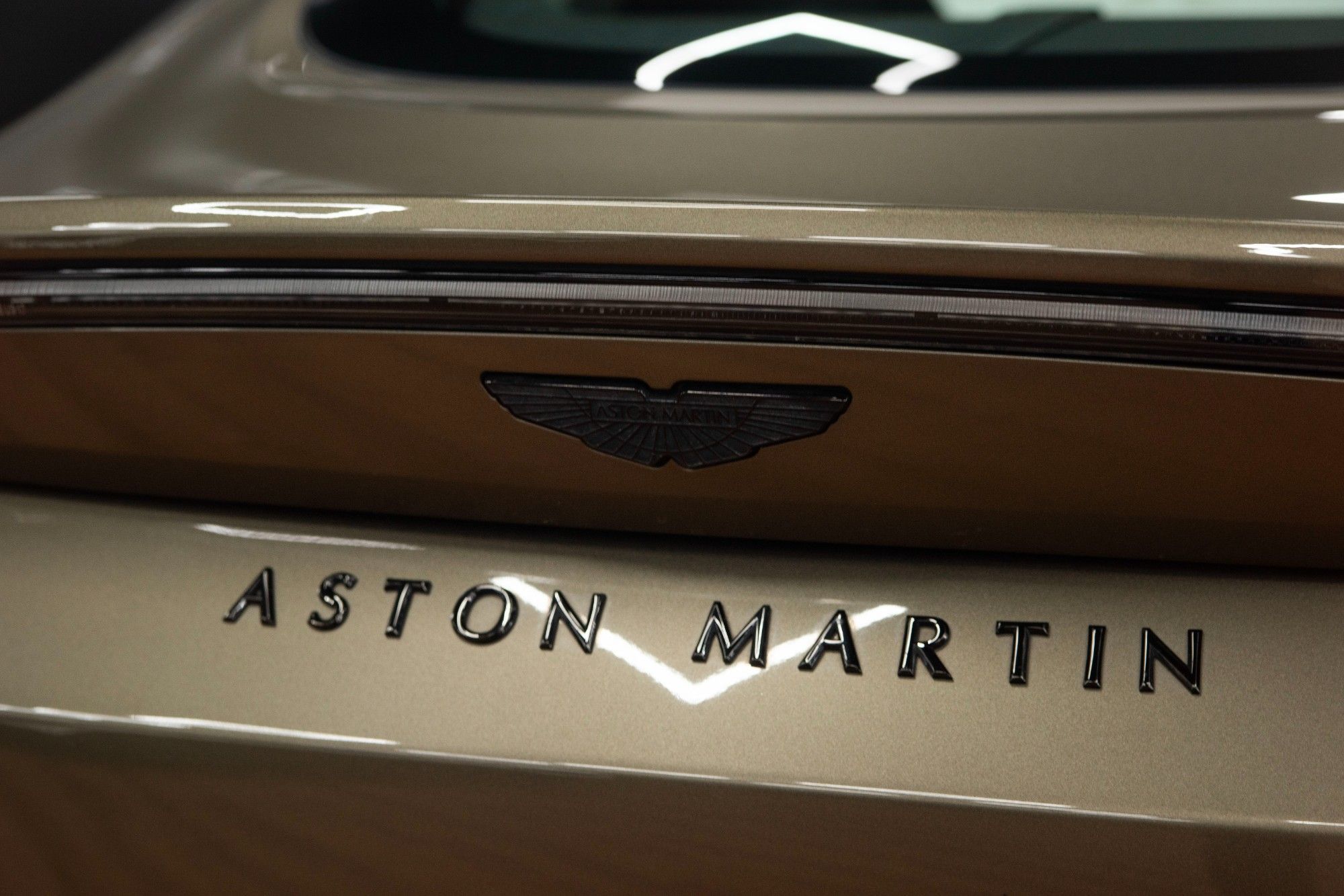 USED 2022 71 ASTON MARTIN VANTAGE 4.0 V8 Coupe 2dr  