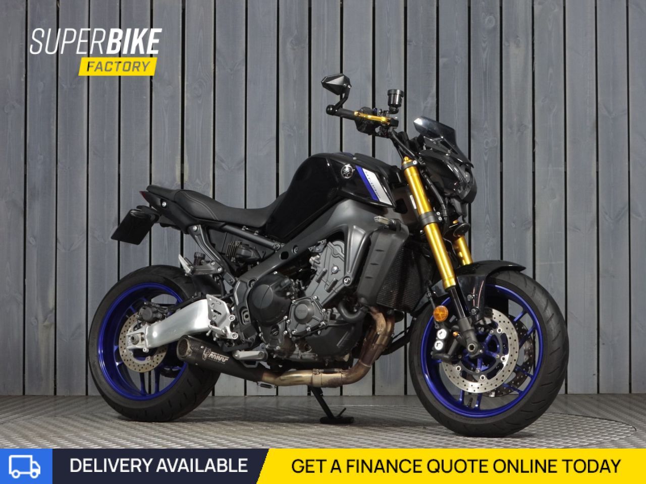 YAMAHA MT-09