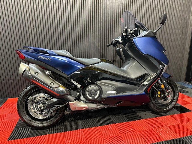 View our YAMAHA TMAX 530