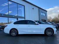 USED 2021 21 BMW 3 SERIES 2.0 330e 12kWh M Sport Saloon 4dr Petrol Plug-in Hybrid Auto Euro 6 (s/s) (292 ps) *FULL HISTORY*NAV*CAM*PRIVACY