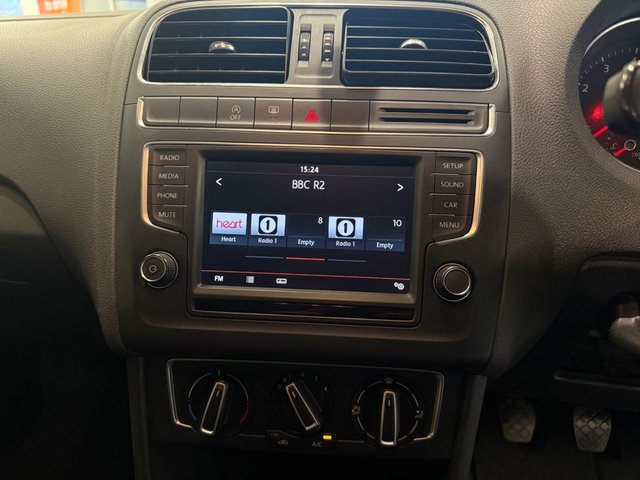 2016 Volkswagen Polo 1.2L Se 5dr - Photo 11